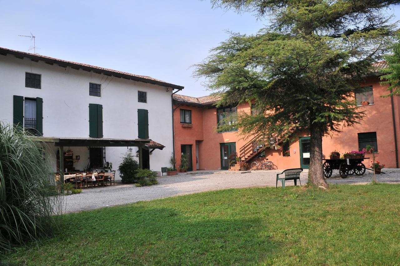 Agriturismo Le Oche Selvatiche Lauzacco ภายนอก รูปภาพ