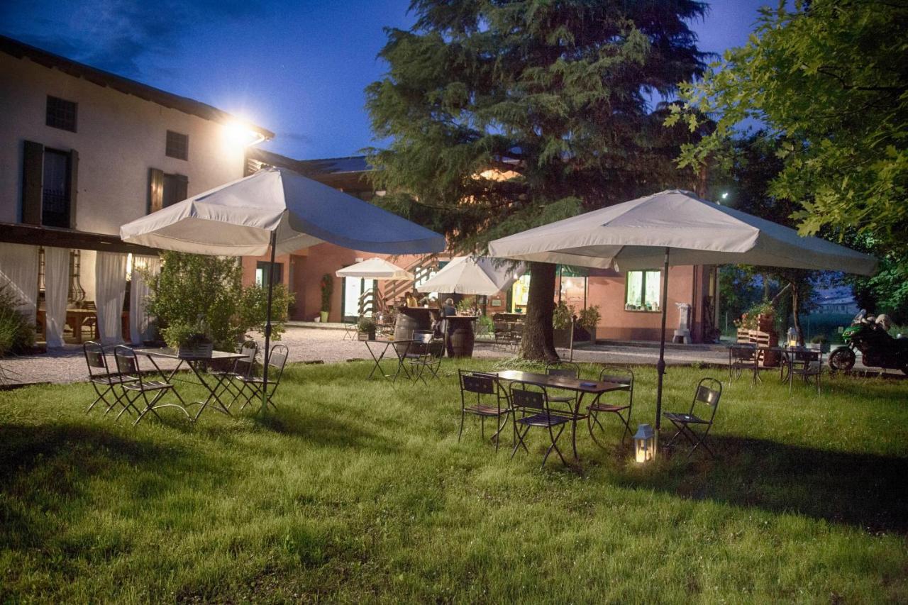Agriturismo Le Oche Selvatiche Lauzacco ภายนอก รูปภาพ